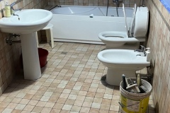 BAGNO-2-MARRONE-lavorazioni-