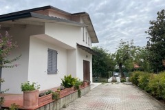 Restyle pavimentazione area cortiliva